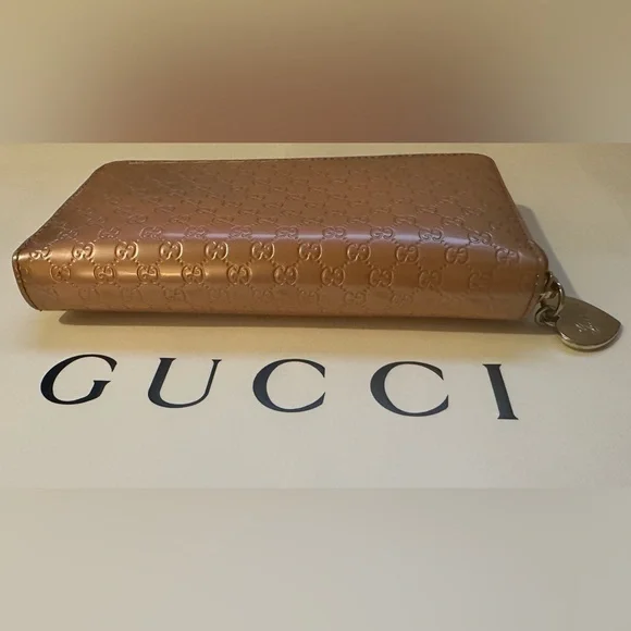 Gucci Metallic Microguccissima Zip Around Heart Wallet Pink - Picture 7 of 13